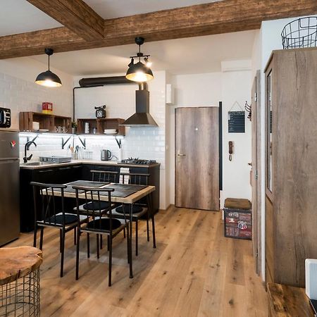 Stylish Centrally Located 1Br Apartment With Parking 브라티슬라바 외부 사진
